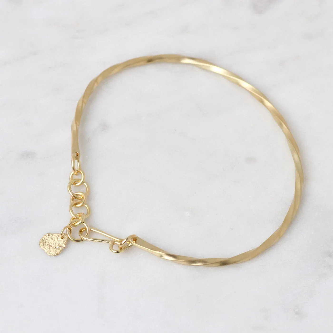 18k Thin Bias Cuff