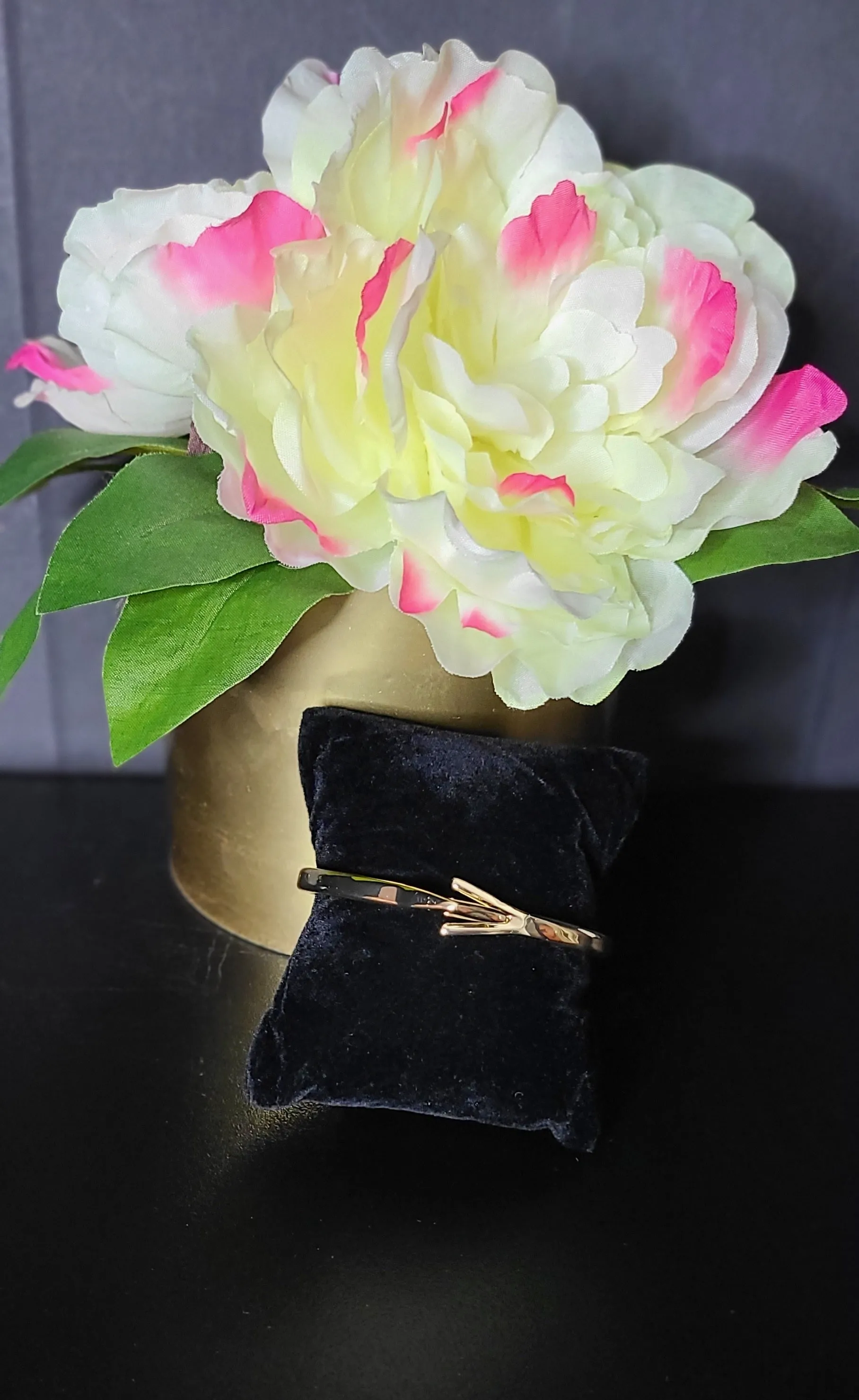 Metal cuff bracelet